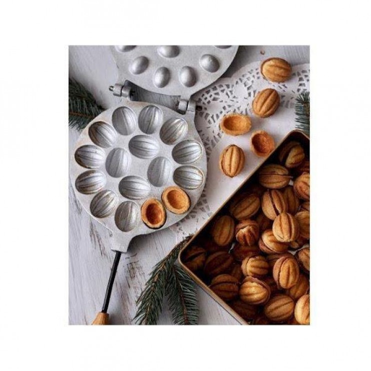 Forma pentru prajituri de nuci cu 16 orificii,premium,cu balamale si manere din lemn