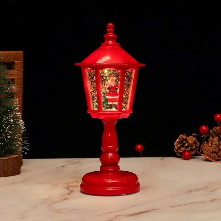 Felinar LED Luminos si Muzical Vintage cu Picior, Baterii Sau USB cu zapada si tematica de Craciun,Rosu Felinar LED Luminos si Muzical Vintage cu Picior, Baterii Sau USB cu zapada si tematica de Craciun,Rosu